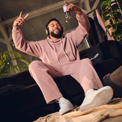 GymBeam Суичър Aura Hoodie Tee Brown M