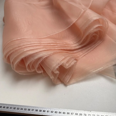 Meruňková organza 100% hedvábí