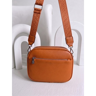 Praktická hnedá crossbody kabelka s dvoma priehradkami