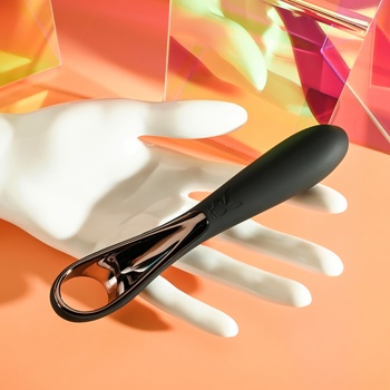 Image 1 of Playboy Ollo Vibrator Black