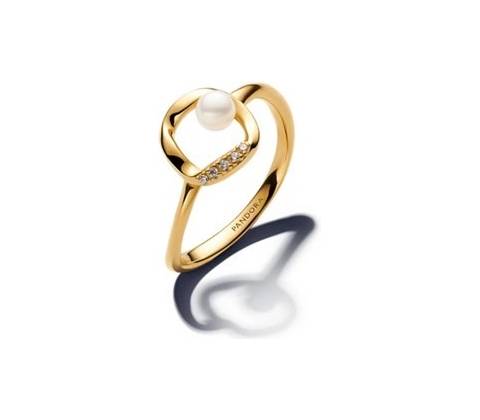 Pandora 163831C01