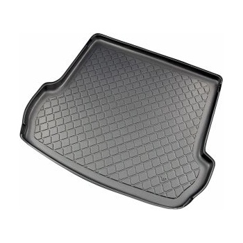 Гумирана стелка за багажник за Volkswagen Golf 4 Combi / Bora Combi (1998-2007) - Над кората на пода Up