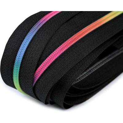 Duhový zip spirálový šíře 3 mm metráž 322 černá