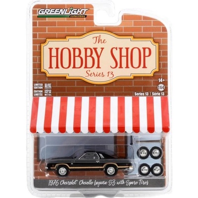 GreenLight Chevrolet Chevelle Laguna S3 1976 + náhradní kola 1:64