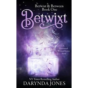 Betwixt | Darynda Jones (ISBN: 9781734385212)