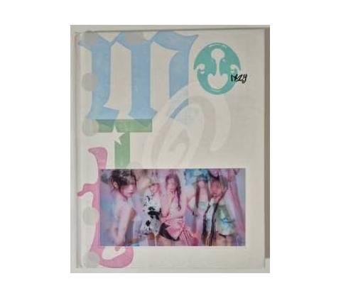 Itzy - Motto (Photobook Version) - CD