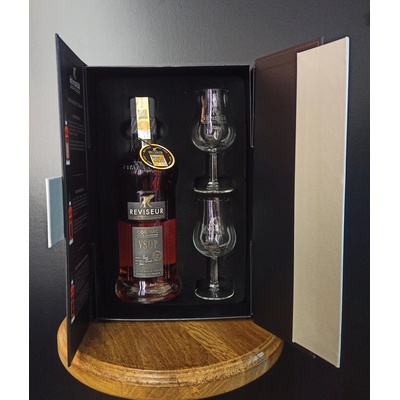 Reviseur VSOP 40% 0,7 l (dárkové balení 2 sklenice)