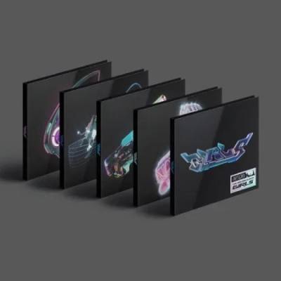 Daniel Shopping s. r. o Aespa: Girls (Digipack Version) - CD (050879)