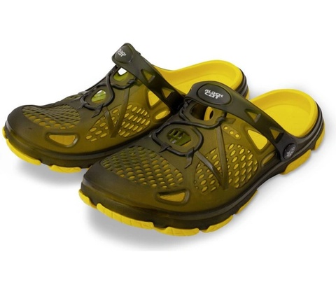 Black Cat Clogs