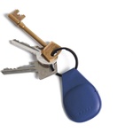 Mujjo Висококачествен ключодържател от естествена кожа за Apple AirTag - Mujjo Canopy AirTag Keychain (син) (MUJJO-KY-001-BL)