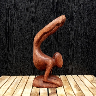 Soška dřevo stojan Abstract 27 cm