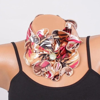 Image 1 of Стилно фишу-цвете в бяло, кафяво и червено