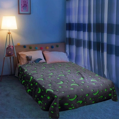 Top textil Mikroplyšová svítící deka Noční obloha 100x150