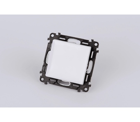 Legrand Valena 752111
