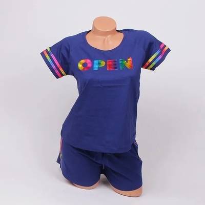 Тъмносиня пижама с цветни ленти и надпис