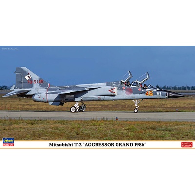 Hasegawa Mitsubishi T-2 Agressor Grand 1986 1:48