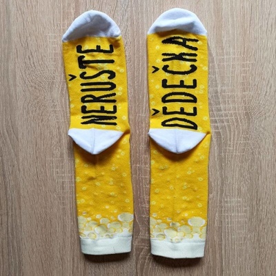 Veselé ponožky Nerušte dědečka