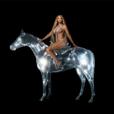 Beyoncé - Renaissance (Deluxe) (Random Poster) (Booklet) (2 LP) (196587196714)