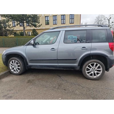 Plastové lemy blatníku Škoda Yeti 2009 - 2017 – Zboží Mobilmania