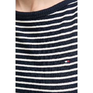 Tommy Hilfiger рокля с вискоза (WW0WW49311) - answear - 136,89 лв