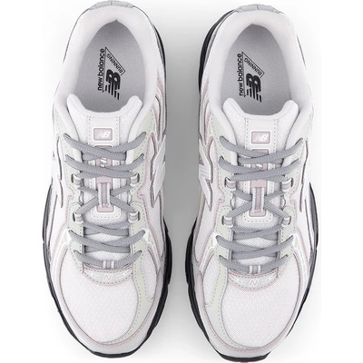 New Balance 740 Обувки (U7403UQ)