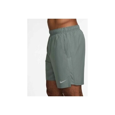 Nike Men Dri-FIT Challenger 7in Brief-Lined Shorts Zelená
