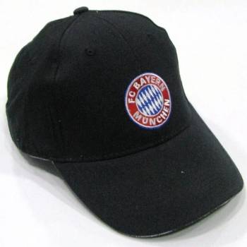 Image 1 of Шапка Bayern Munchen