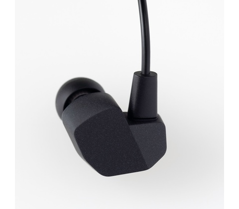 Final Audio A3000