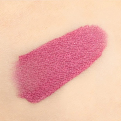 theBalm Meet Matte Hughes dlouhotrvající tekutá rtěnka Chivalrous 7,4 ml