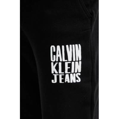 Calvin Klein Jeans Памучен спортен панталон Calvin Klein Jeans в черно с принт J30J327535 (J30J327535)