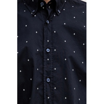 BOSS Orange Памучна риза BOSS Orange в тъмносиньо със стандартна кройка с яка с копче 50548975 (50548975)