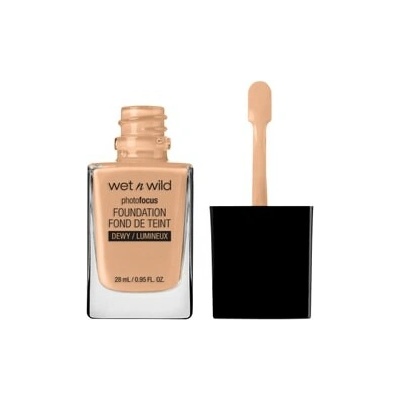 Wet n Wild Photo Focus vysoce krycí make-up se světlo rozptylujícím komplexem Classic Beige 30 ml
