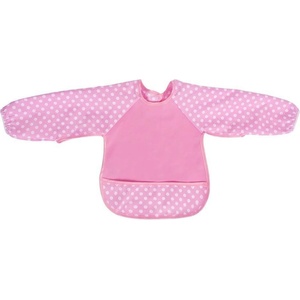Sevibaby Бебешки лигавник с ръкави Цвят розово с точки (54 - 2)