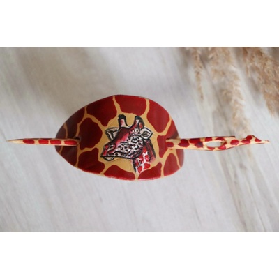 Monicah Ndura - Fashion Jewelry, Keňa Africká kožená spona do vlasů s žirafou na savaně
