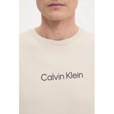 Calvin Klein Памучна тениска Calvin Klein в бежово с десен K10K111346 (K10K111346)