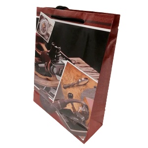 Cangnan Color Bag Co. , Ltd Подаръчни торбички 24 х 18 х 9 см. М18-084