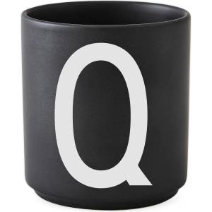 Design Letters Чаша халба aj буква q порцеланова черна (10204000q)
