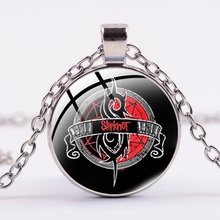 Predator Q1 Retiazka s príveskom slipknot GB0082-4