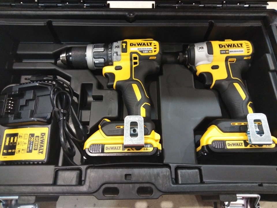 DEWALT DCK266D2
