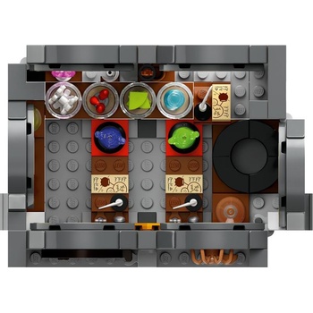 Image 1 of LEGO® Harry Potter™ - Hogwarts Castle: Potions Class (76431)