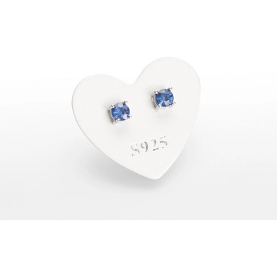 SVĚT KAMENŮ s.r.o. Stříbrné náušnice fazetovaný safír 00250887