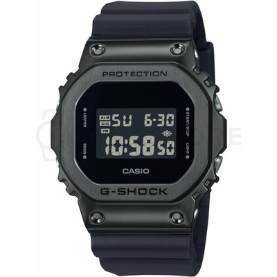 Casio GM-5600UB-1