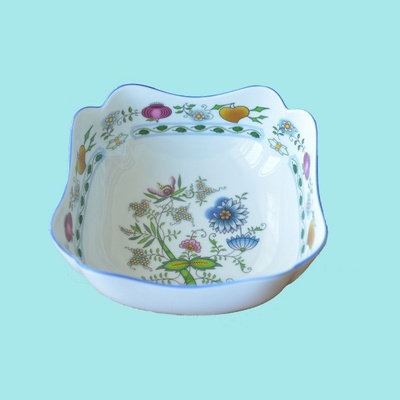 Mísa salátová čtyřhranná vysoká NATURE barevný cibulák cibulový porcelán Dubí 10060-20481 18 cm