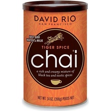 David Rio Tiger Spicy Decaff Chai BEZ KOFEINU + bateriový napěňovač jako 398 g