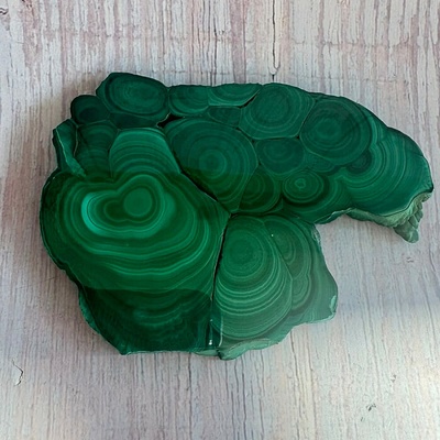 Nefertitis Malachit leštěný plátek AA kvalita 2 NF57046 - cca 8,4 x 5,6 cm, 86 g