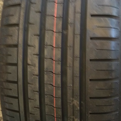 Zeetex SU1000 VFM 235/50 R18 101W
