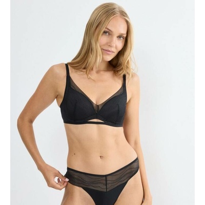 Triumph Breathe & Lift Smart PU černá