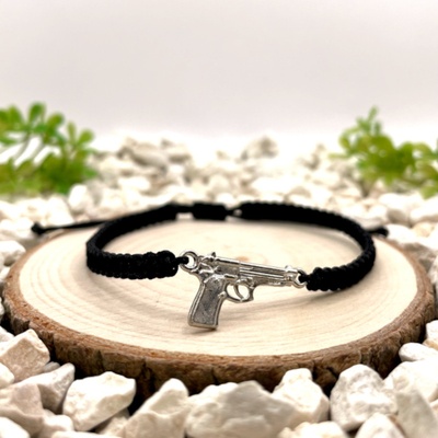 certom Macramé náramek se stříbrným přívěskem pistole Beretta 0183
