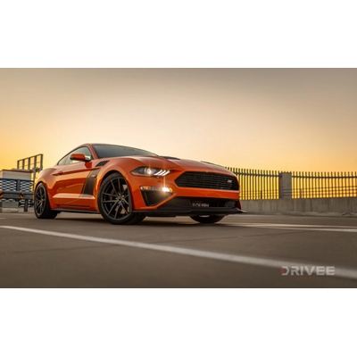 Zážitková jízda ve speciálním MUSTANG MONSTRE RS3