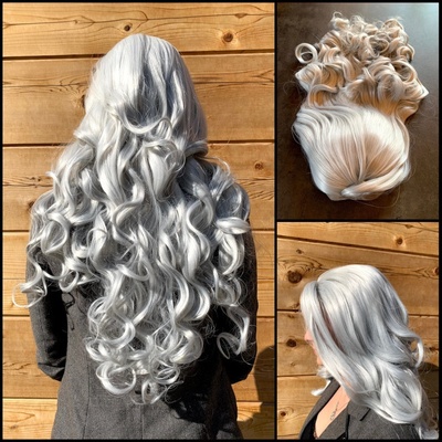 Moderná šedá parochňa Daria so sieťkou (lace front)